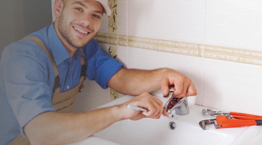 Professional sink repair in Versailles, IN